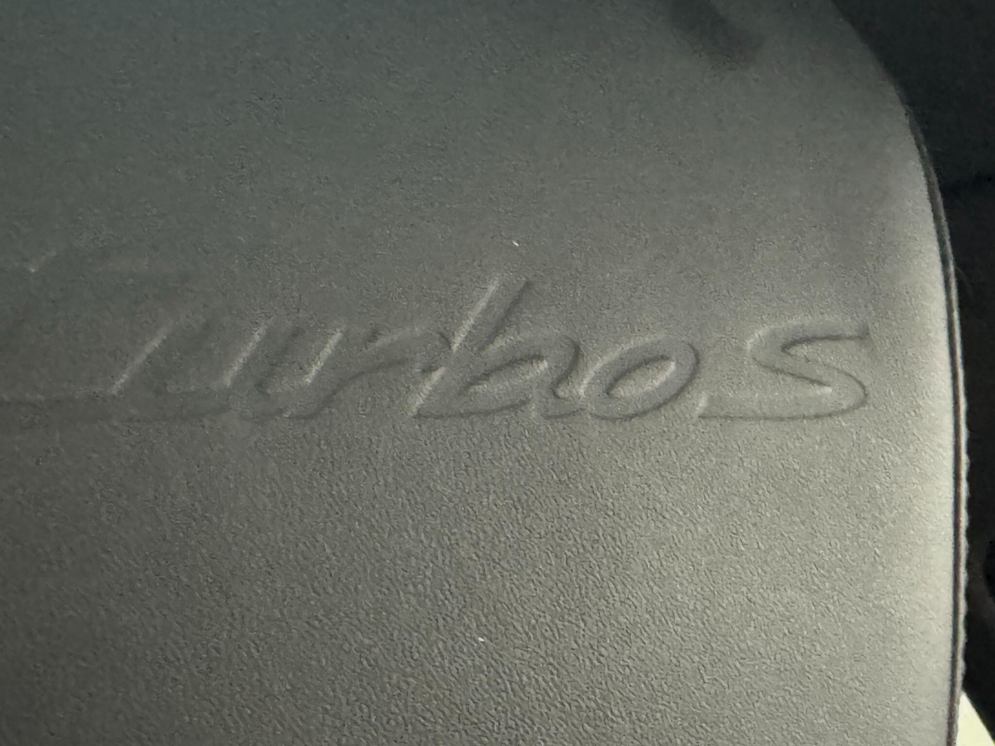 Porsche Taycan - Image 52