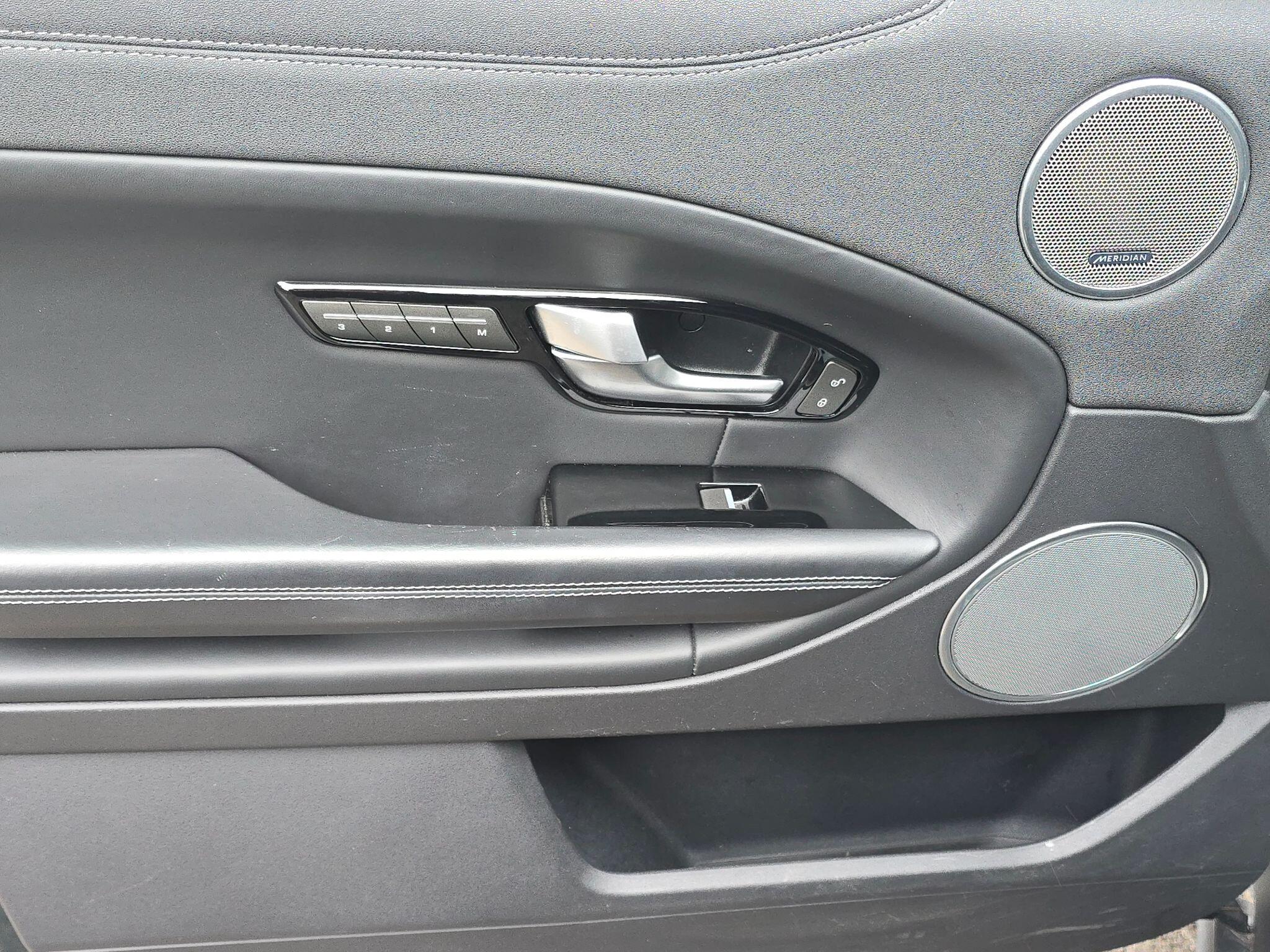 Land Rover Range Rover Evoque - Image 42