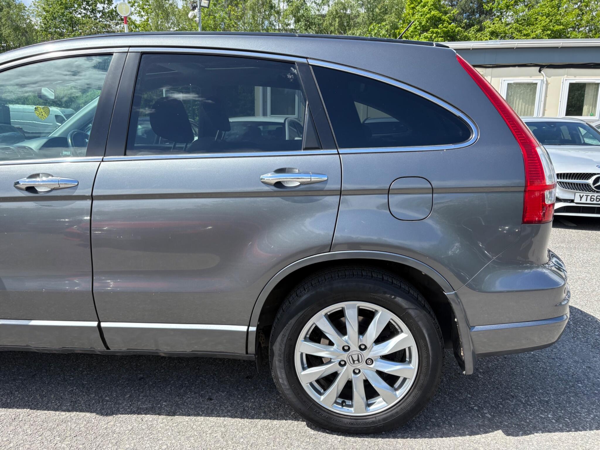 Honda CR-V - Image 11