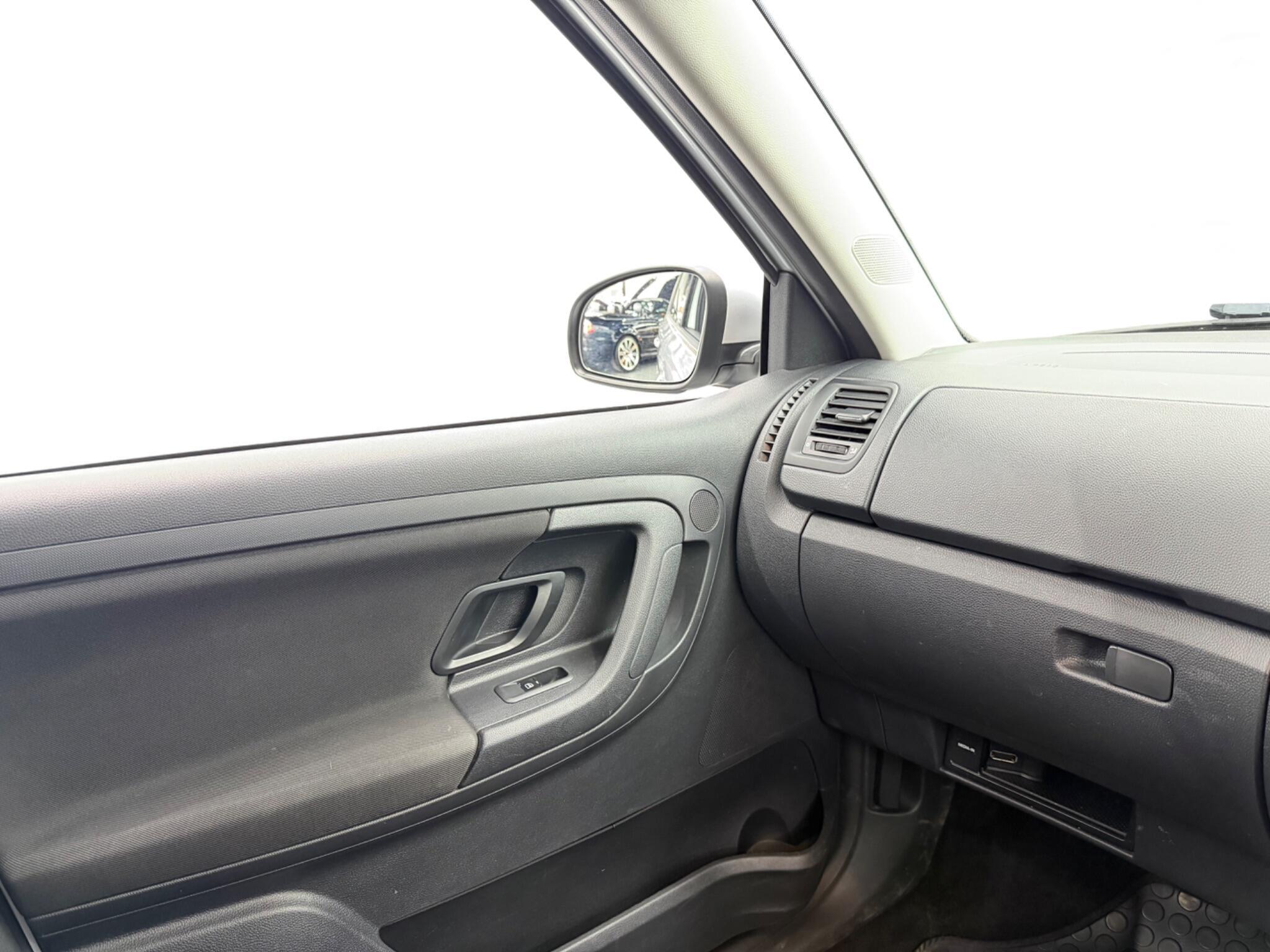 Skoda Fabia - Image 26