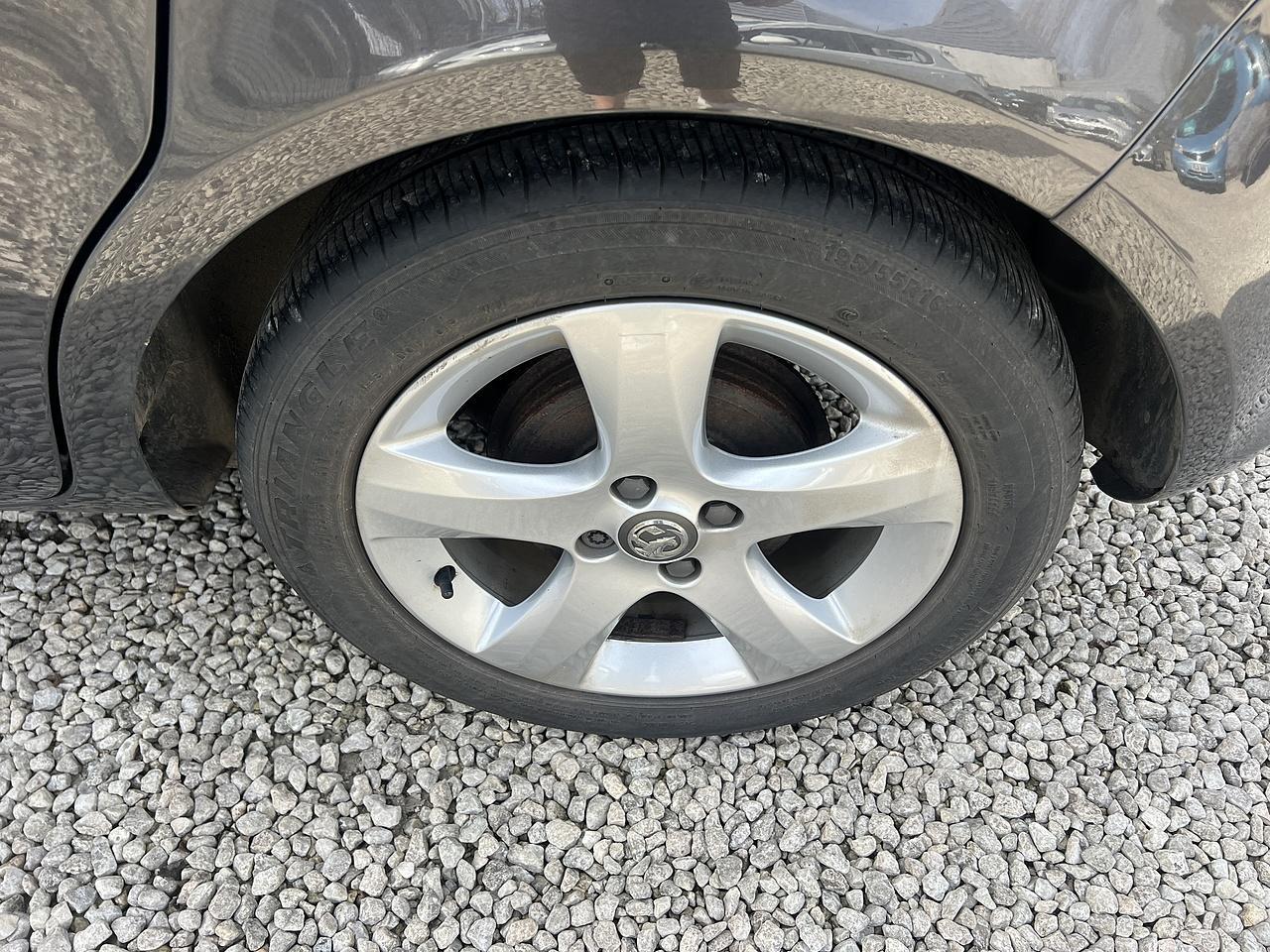Vauxhall Corsa - Image 18