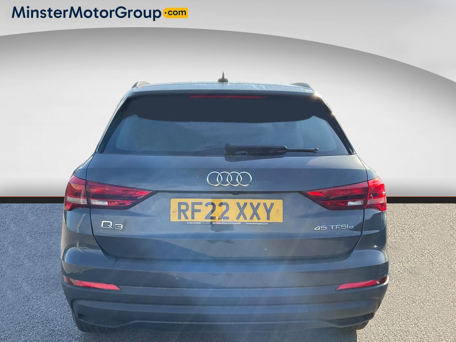 Audi Q3 - Image 3