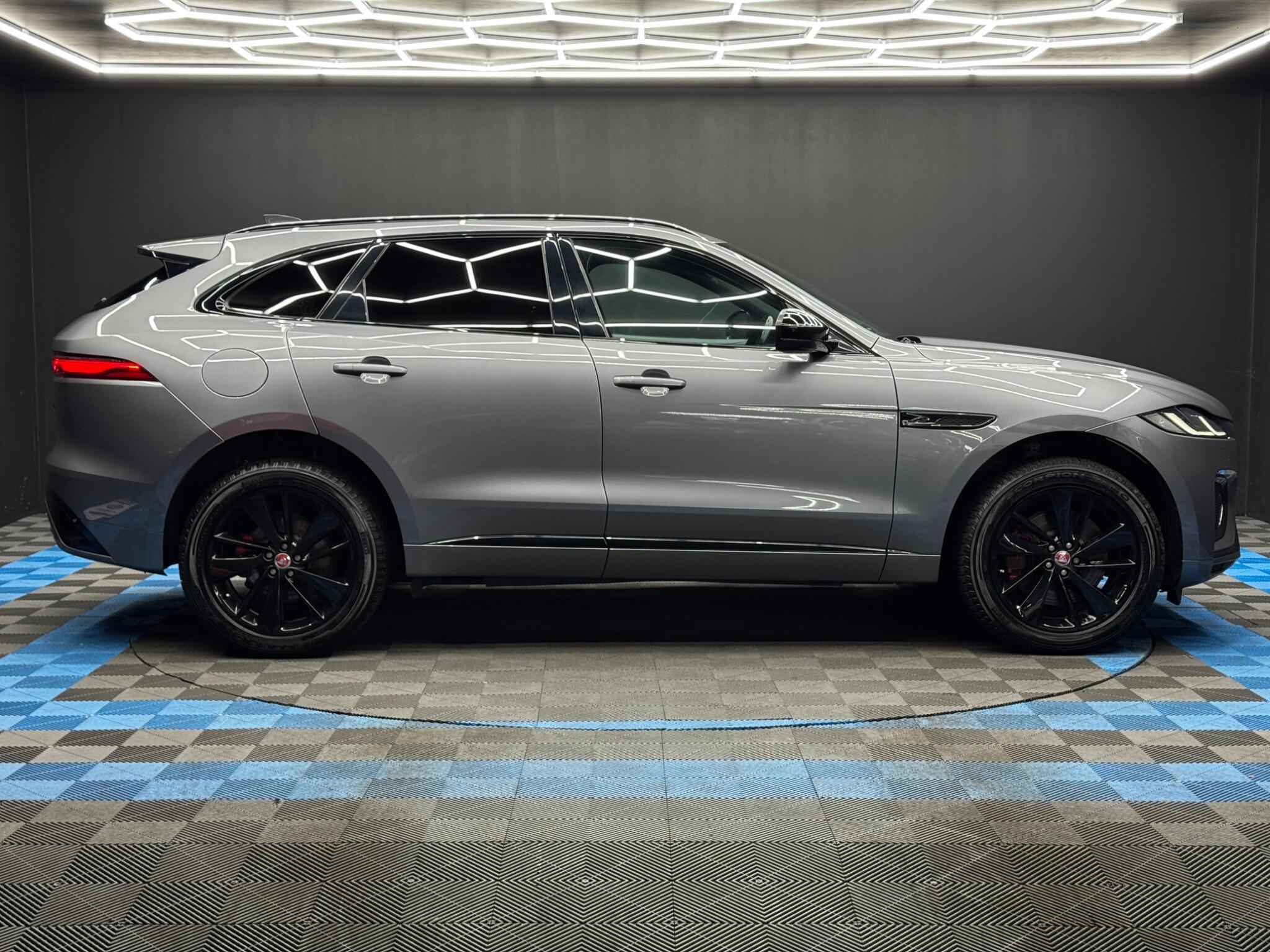 Jaguar F-Pace - Image 4
