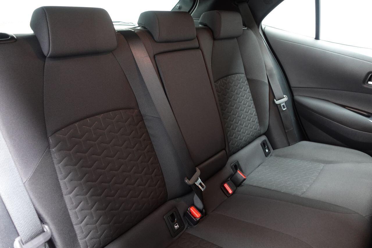 Toyota Corolla - Image 11