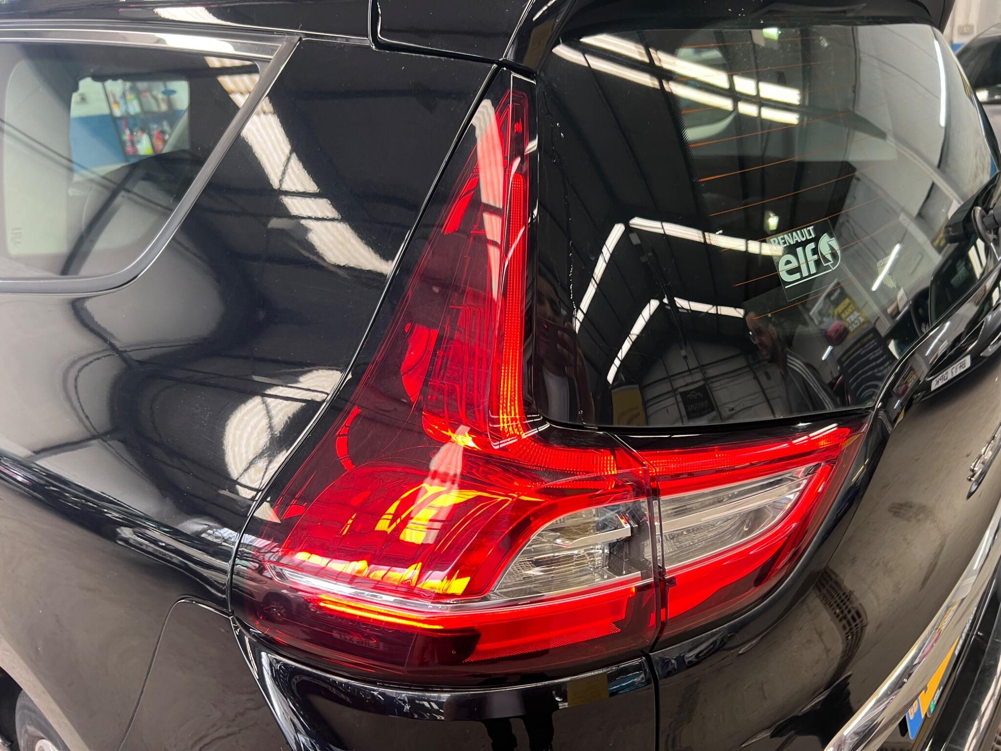 Renault Grand Scenic - Image 14