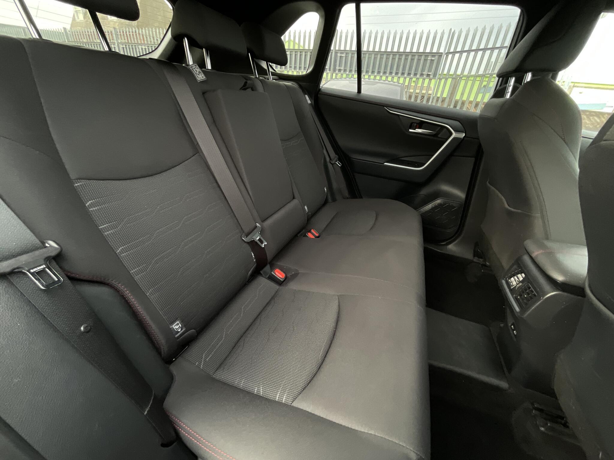 Toyota RAV4 - Image 11