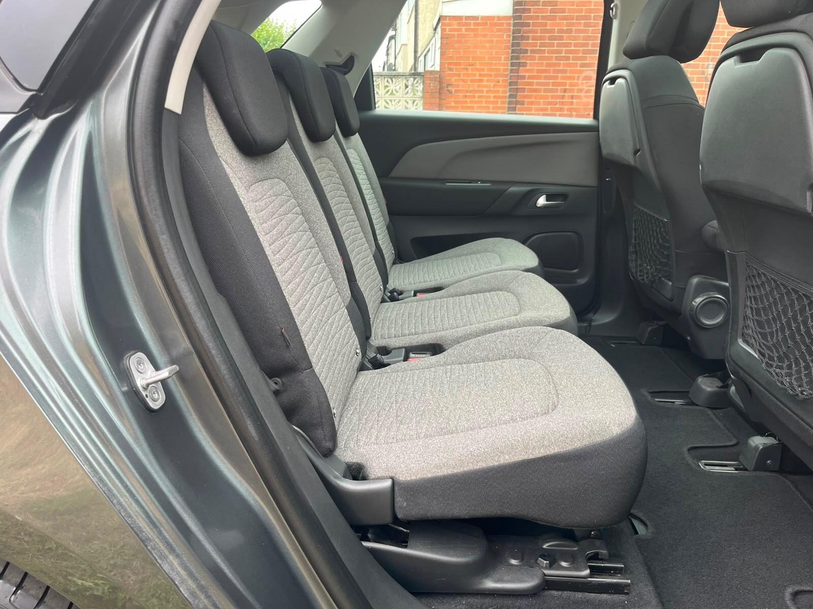 Citroen C4 Picasso - Image 12