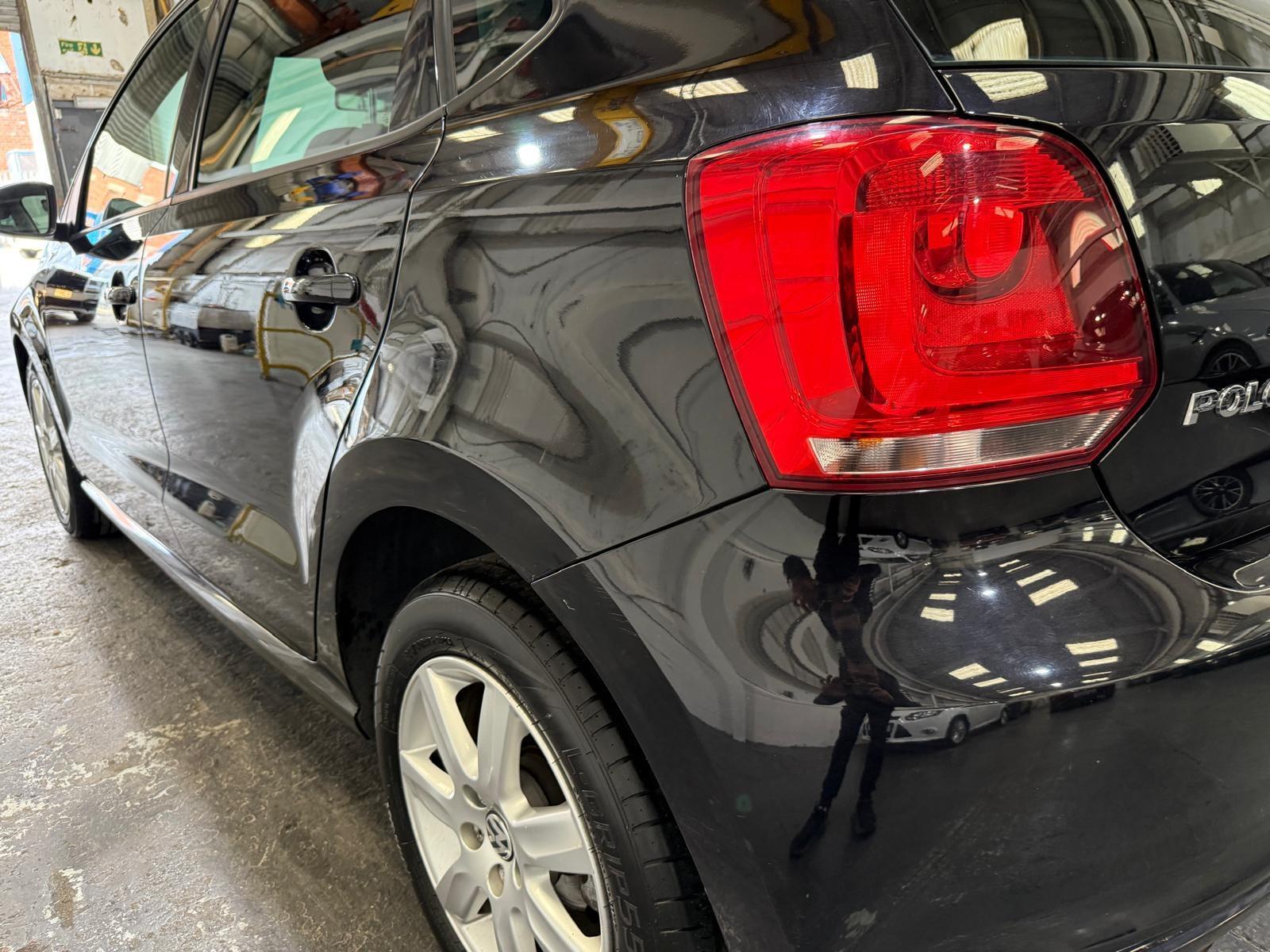 Volkswagen Polo - Image 15