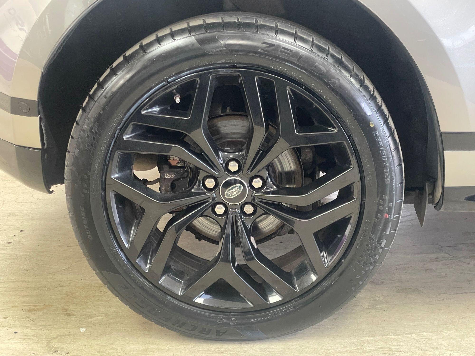 Land Rover Range Rover Evoque - Image 17
