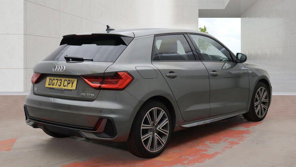 Audi A1 - Image 5