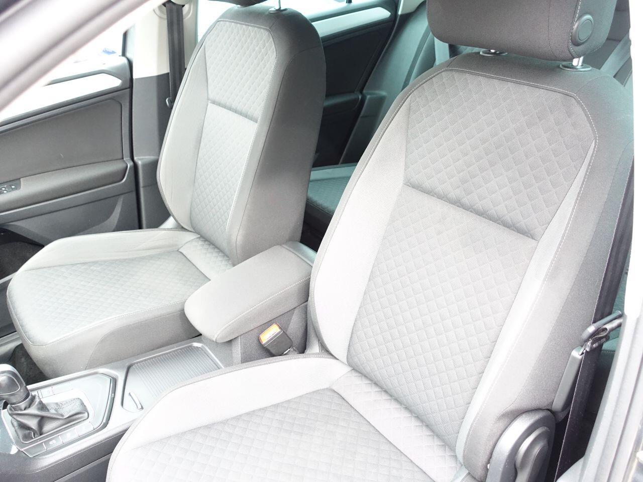 Volkswagen Tiguan - Image 8