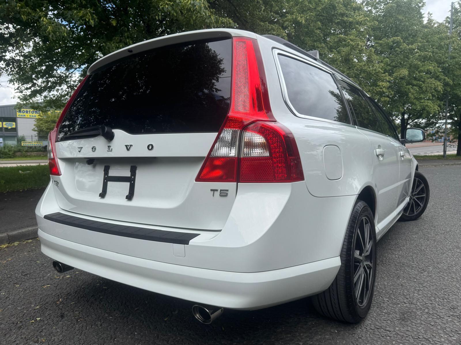 Volvo V70 - Image 12
