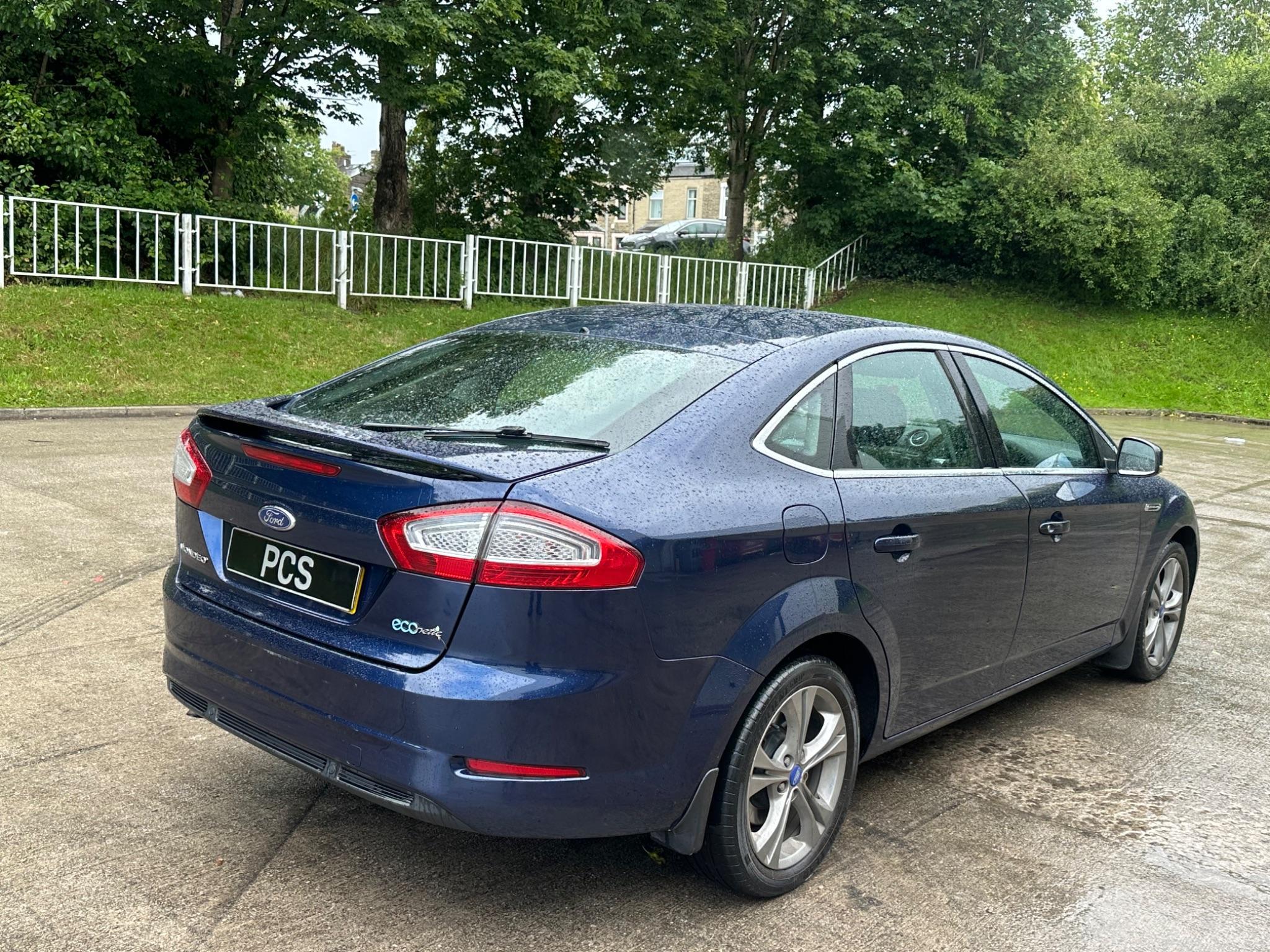 Ford Mondeo - Image 16
