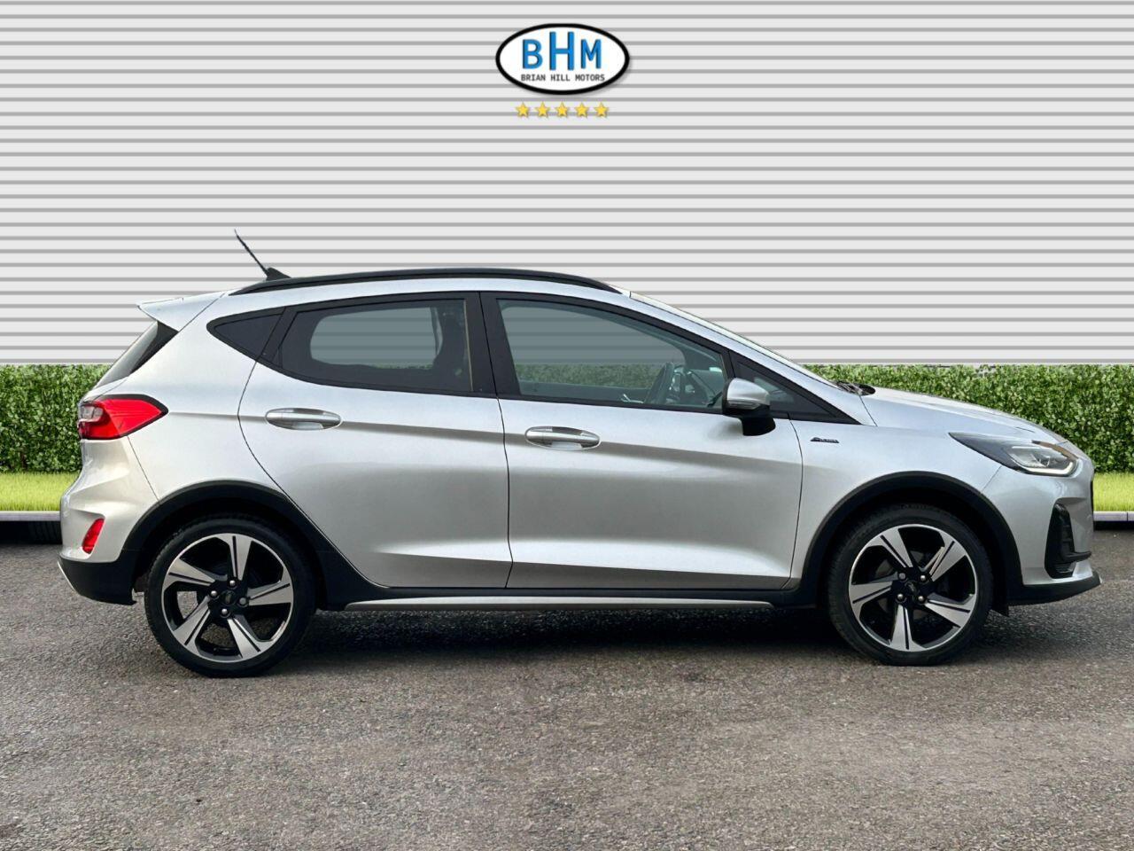 Ford Fiesta - Image 28