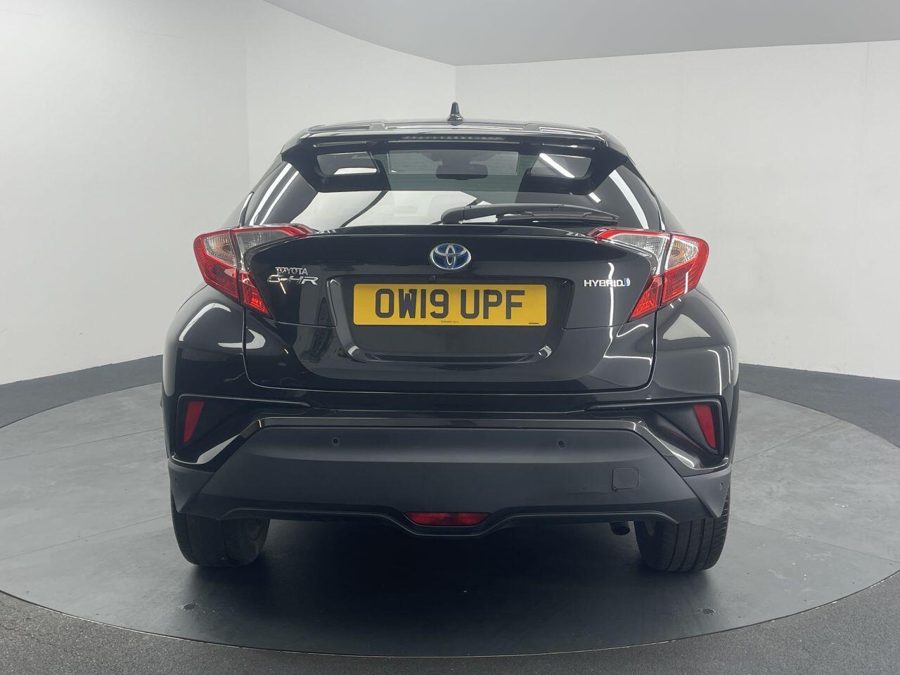 Toyota C-Hr - Image 16