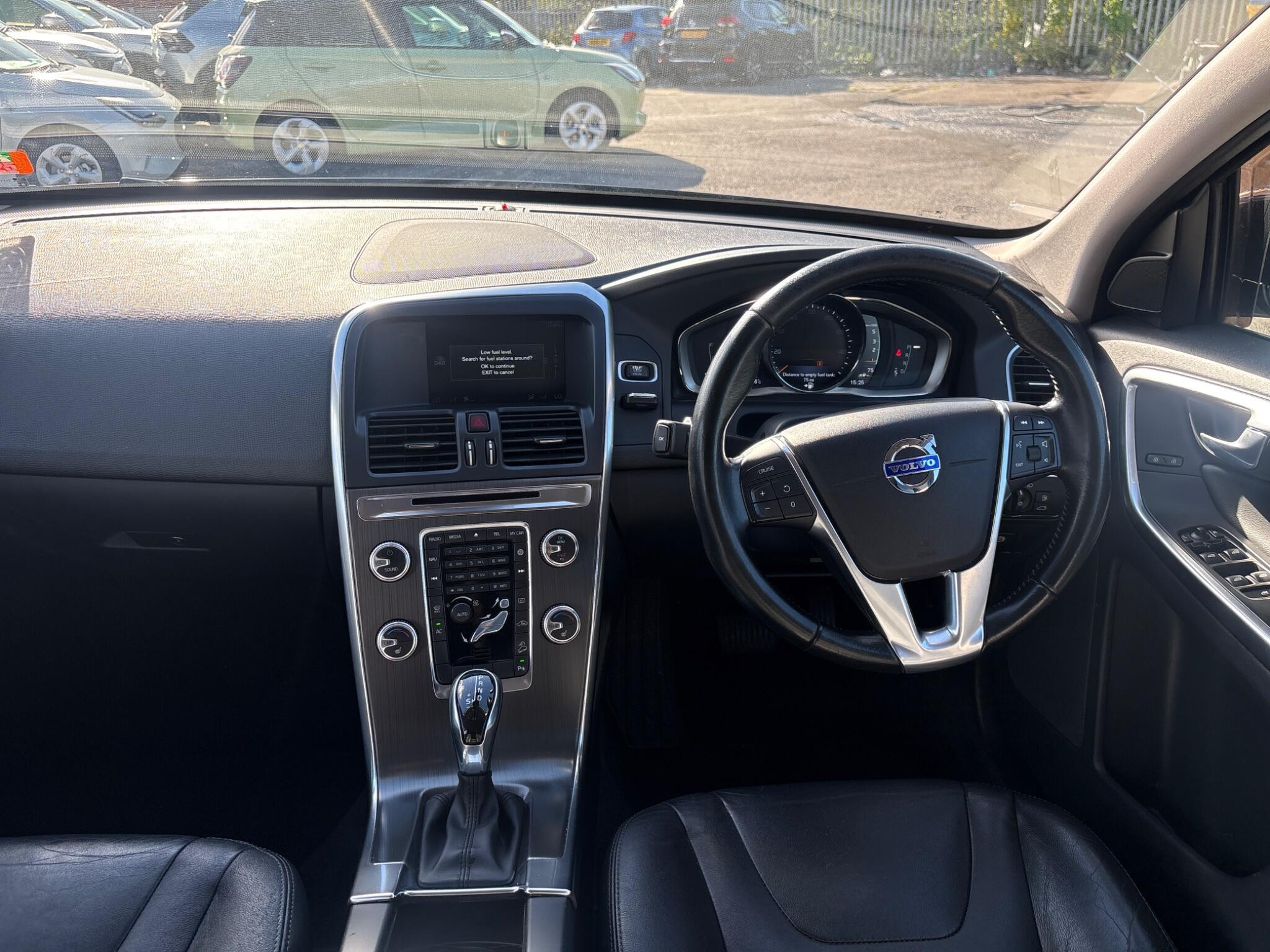 Volvo XC60 - Image 16