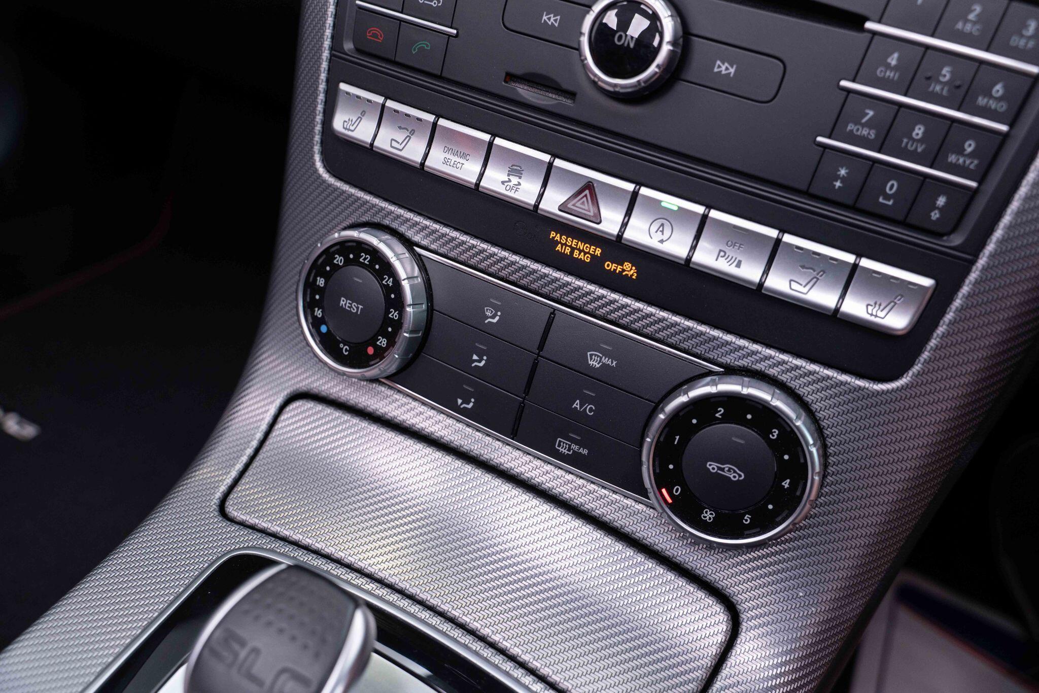 Mercedes SLC - Image 20