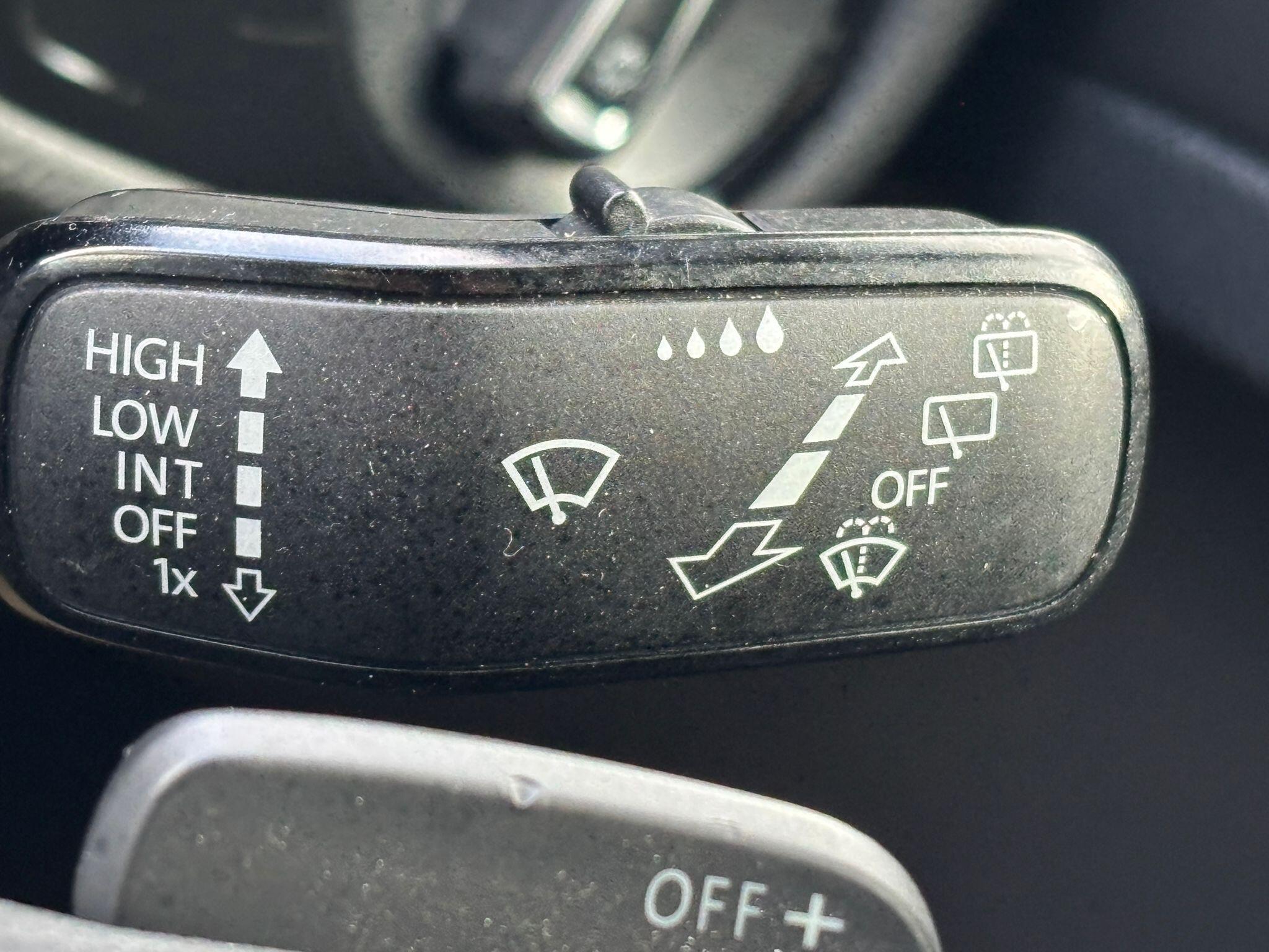 Volkswagen Golf - Image 46