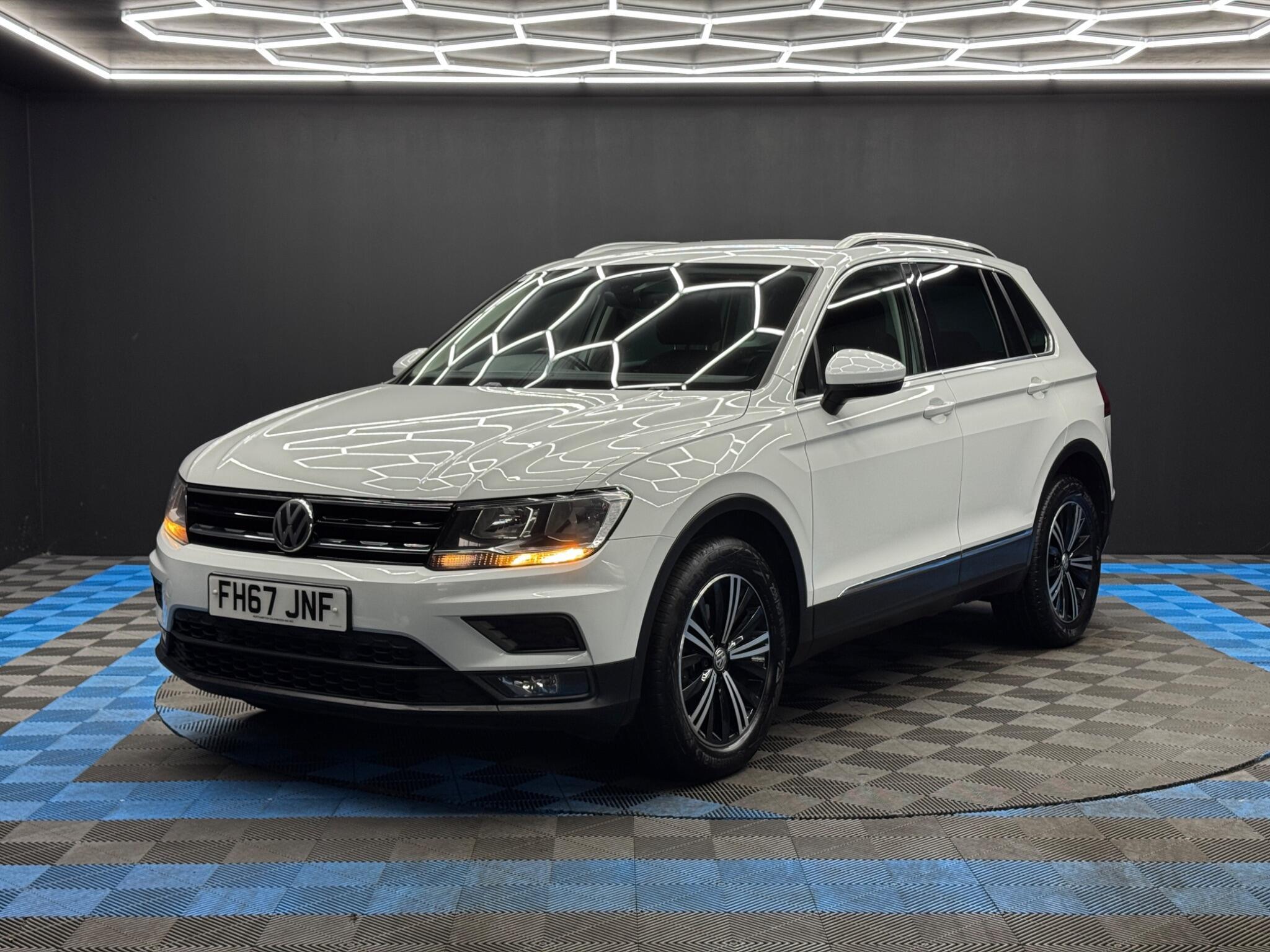 Volkswagen Tiguan - Image 3