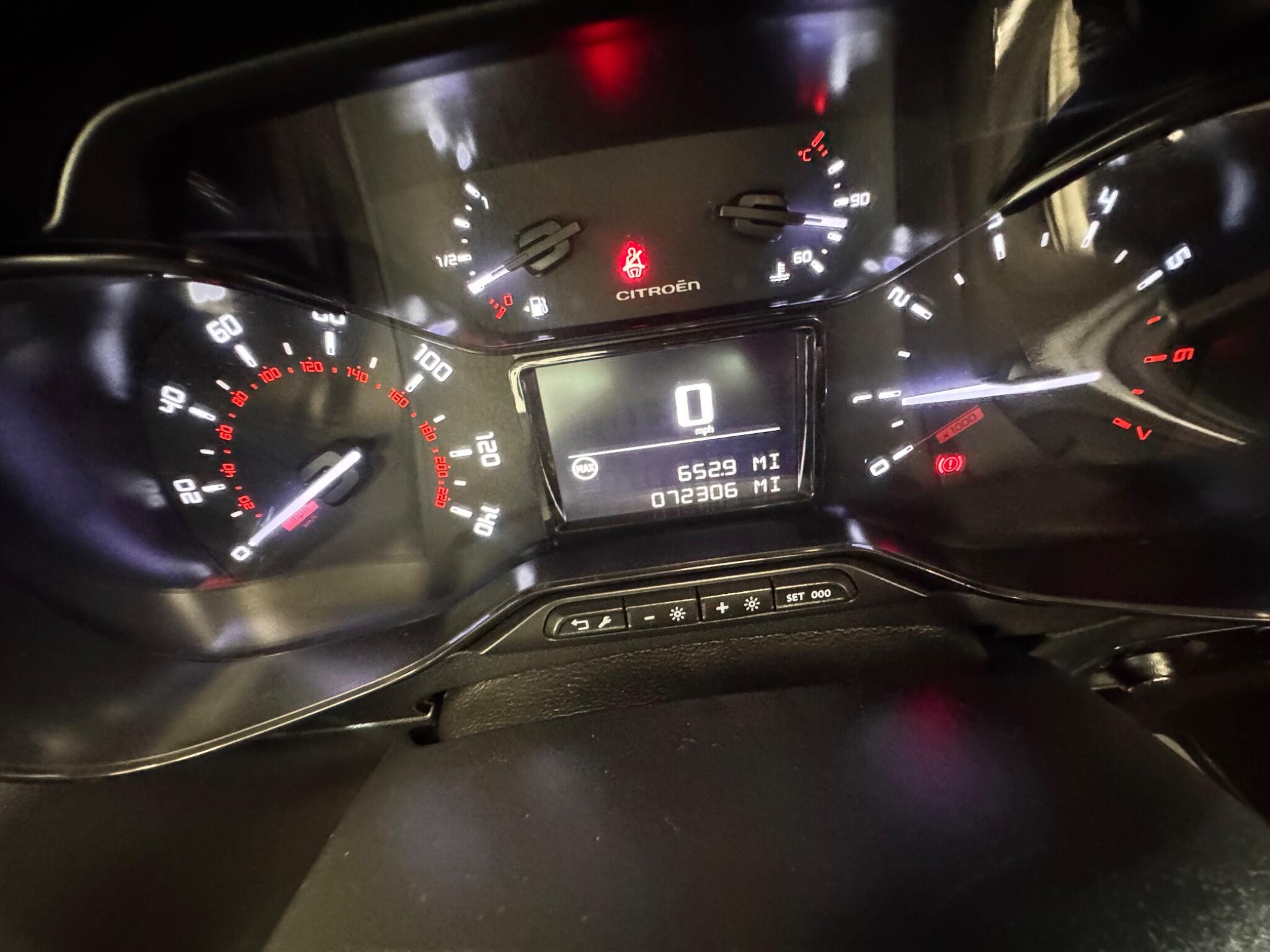 Citroen C3 - Image 32