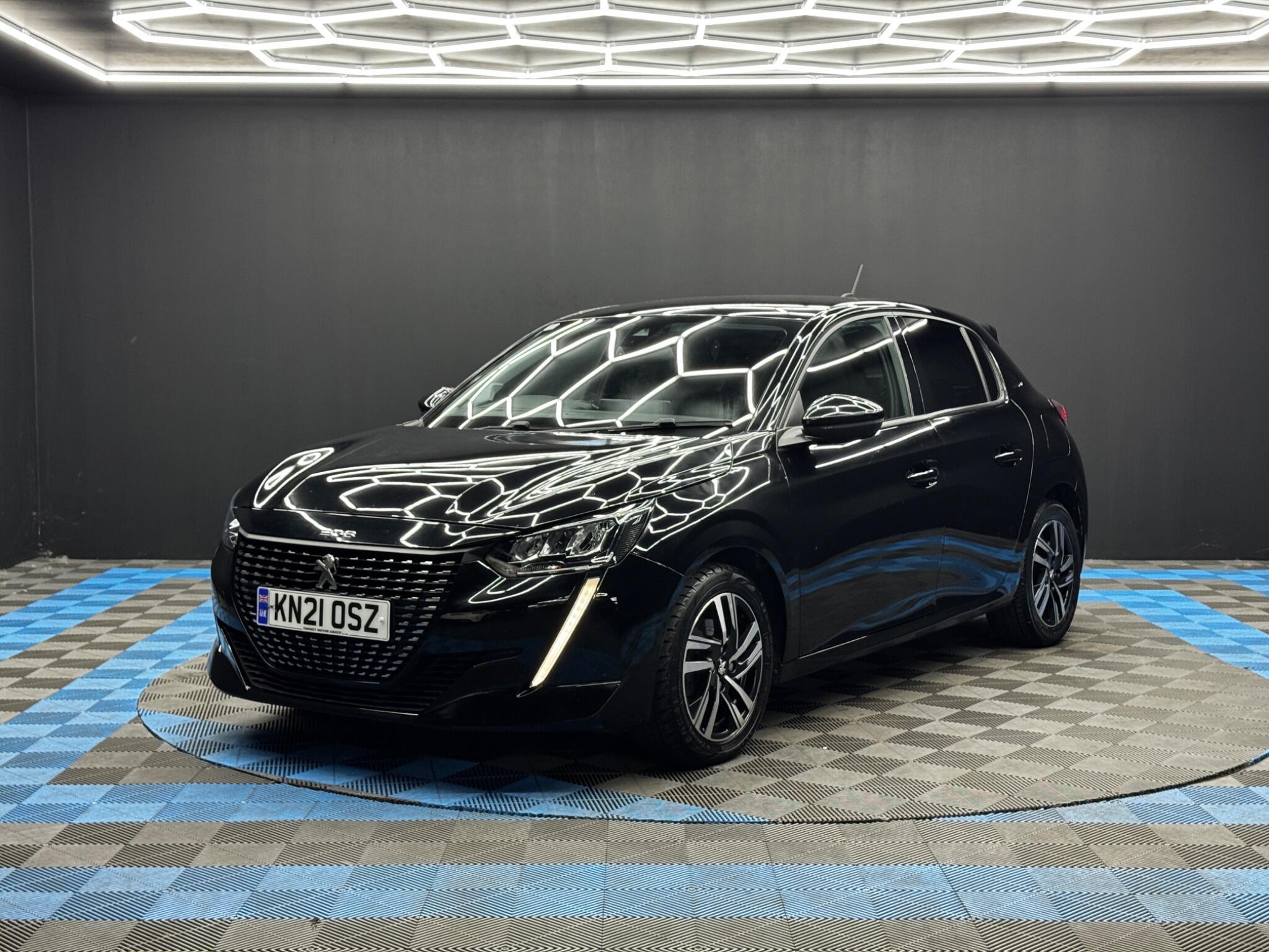 Peugeot 208 - Image 3