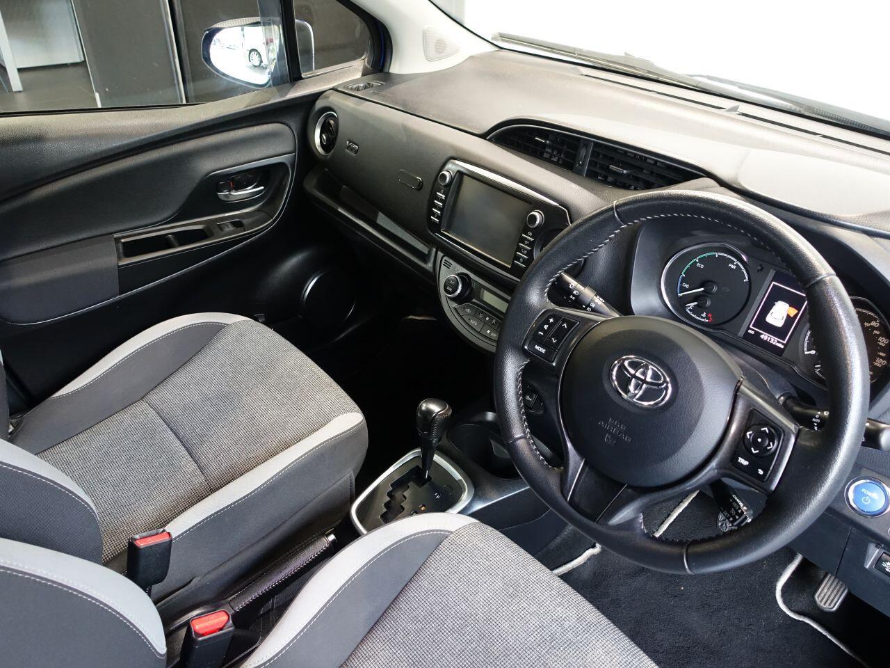 Toyota Yaris - Image 2