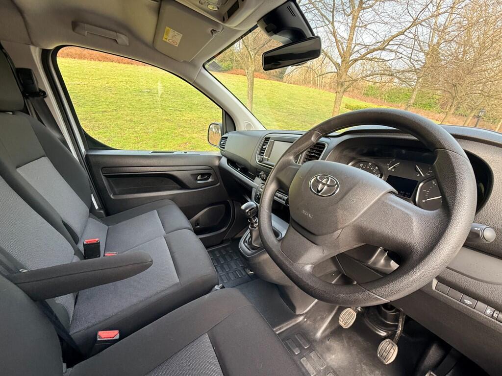 Toyota Proace - Image 18