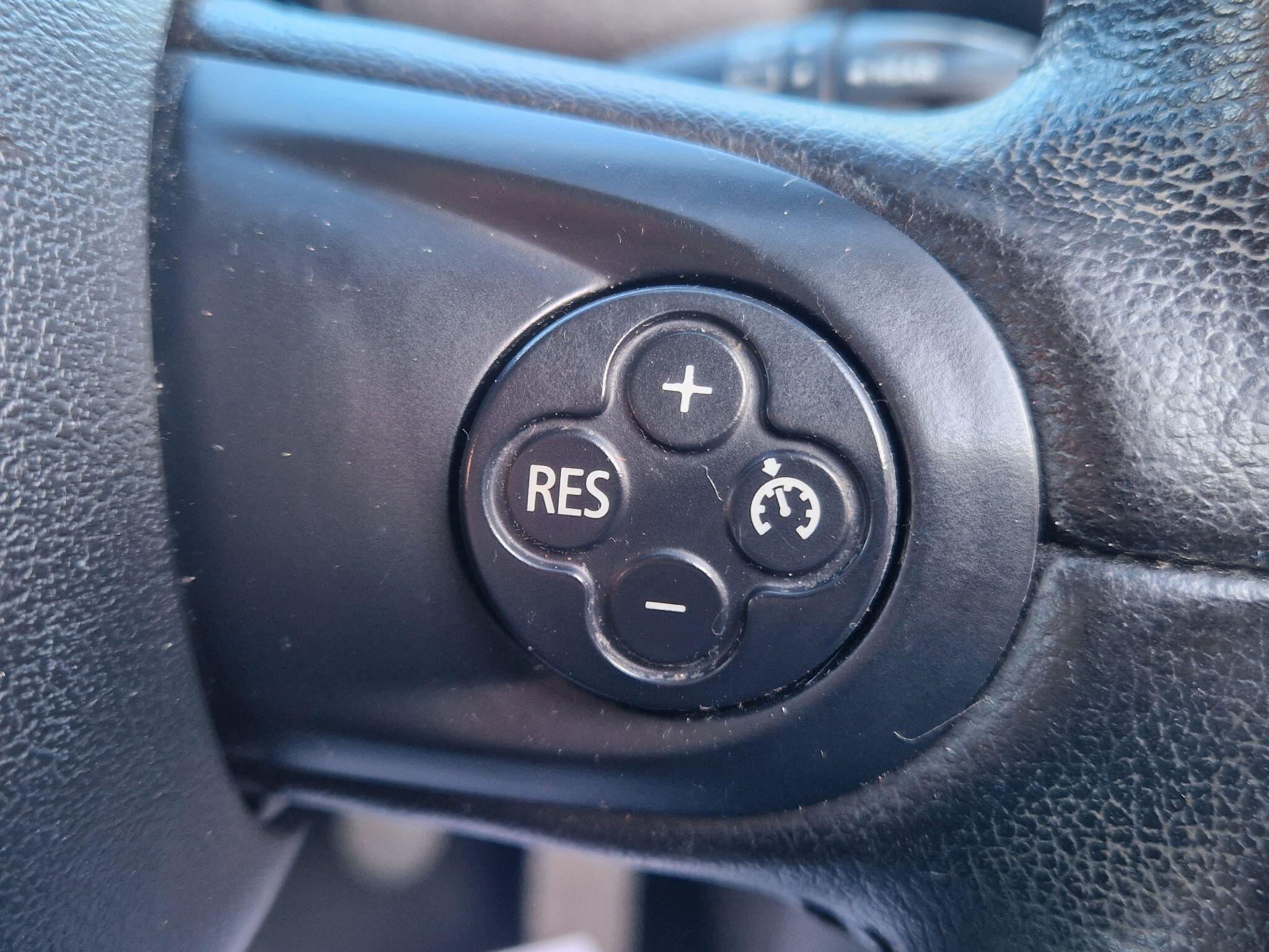 MINI Paceman - Image 33