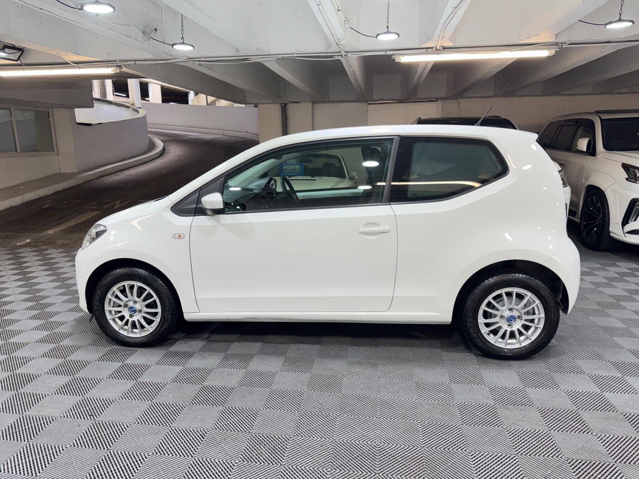 Volkswagen up! - Image 2