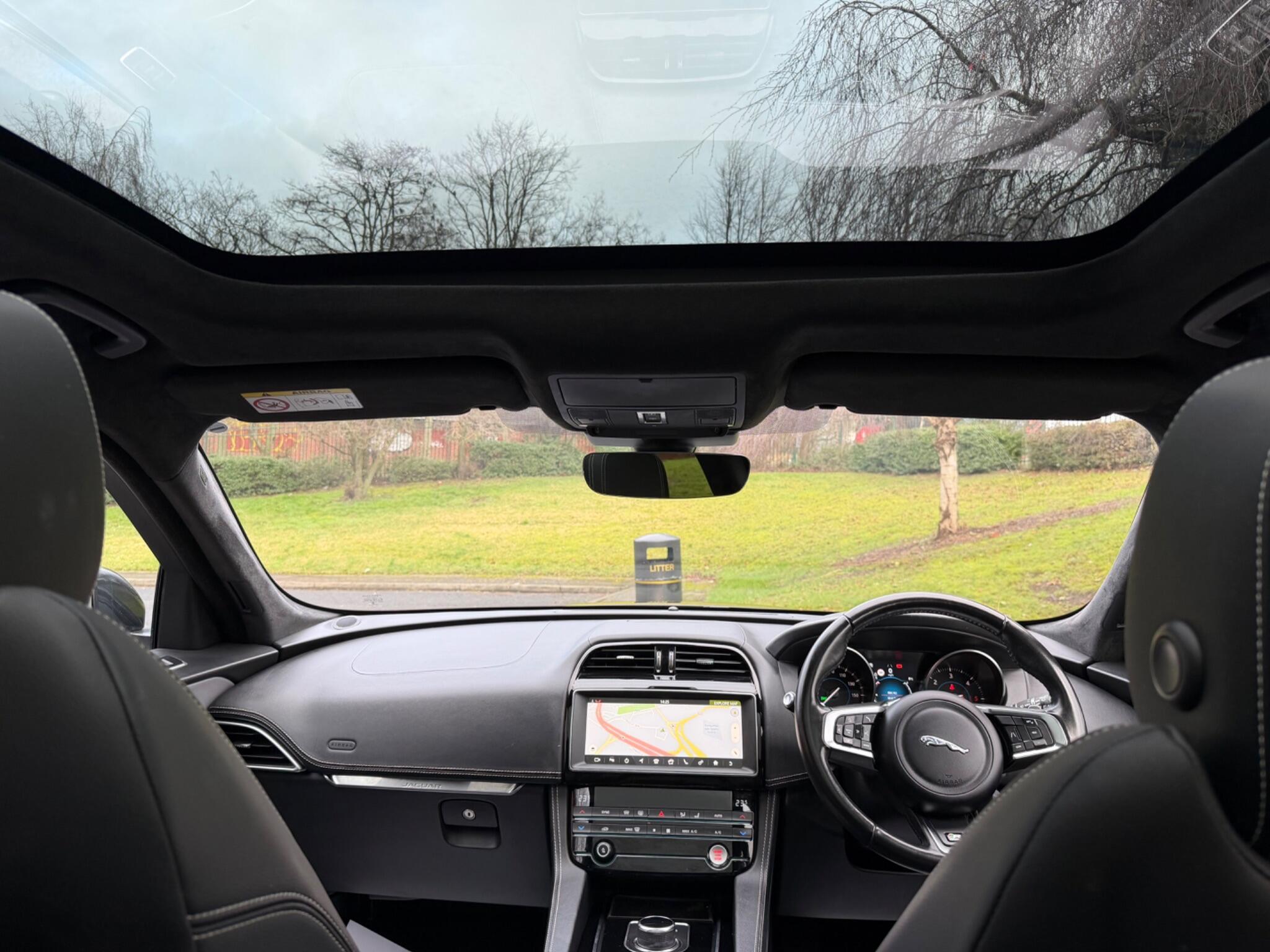 Jaguar F-Pace - Image 11