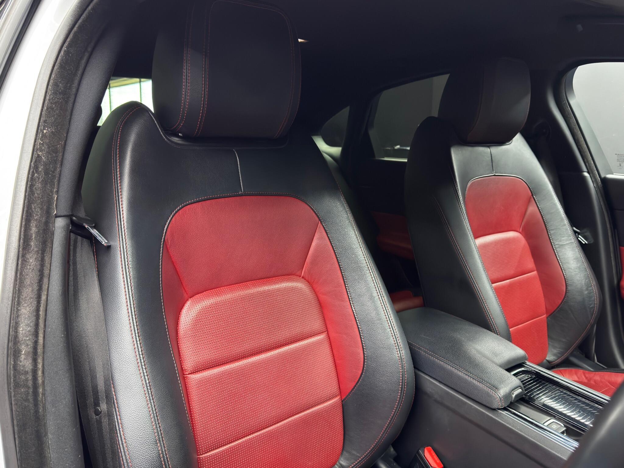 Jaguar XF - Image 12