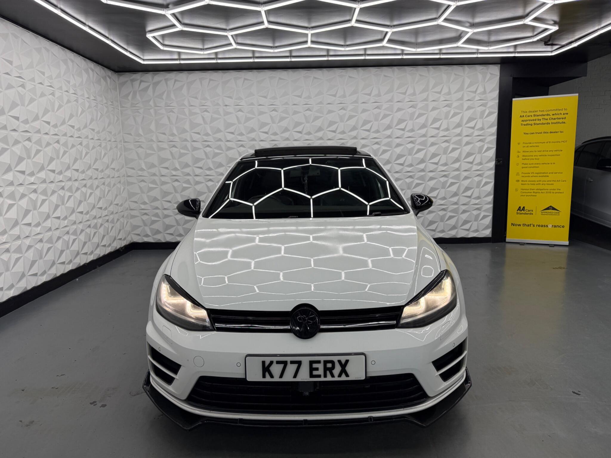 Volkswagen Golf - Image 6