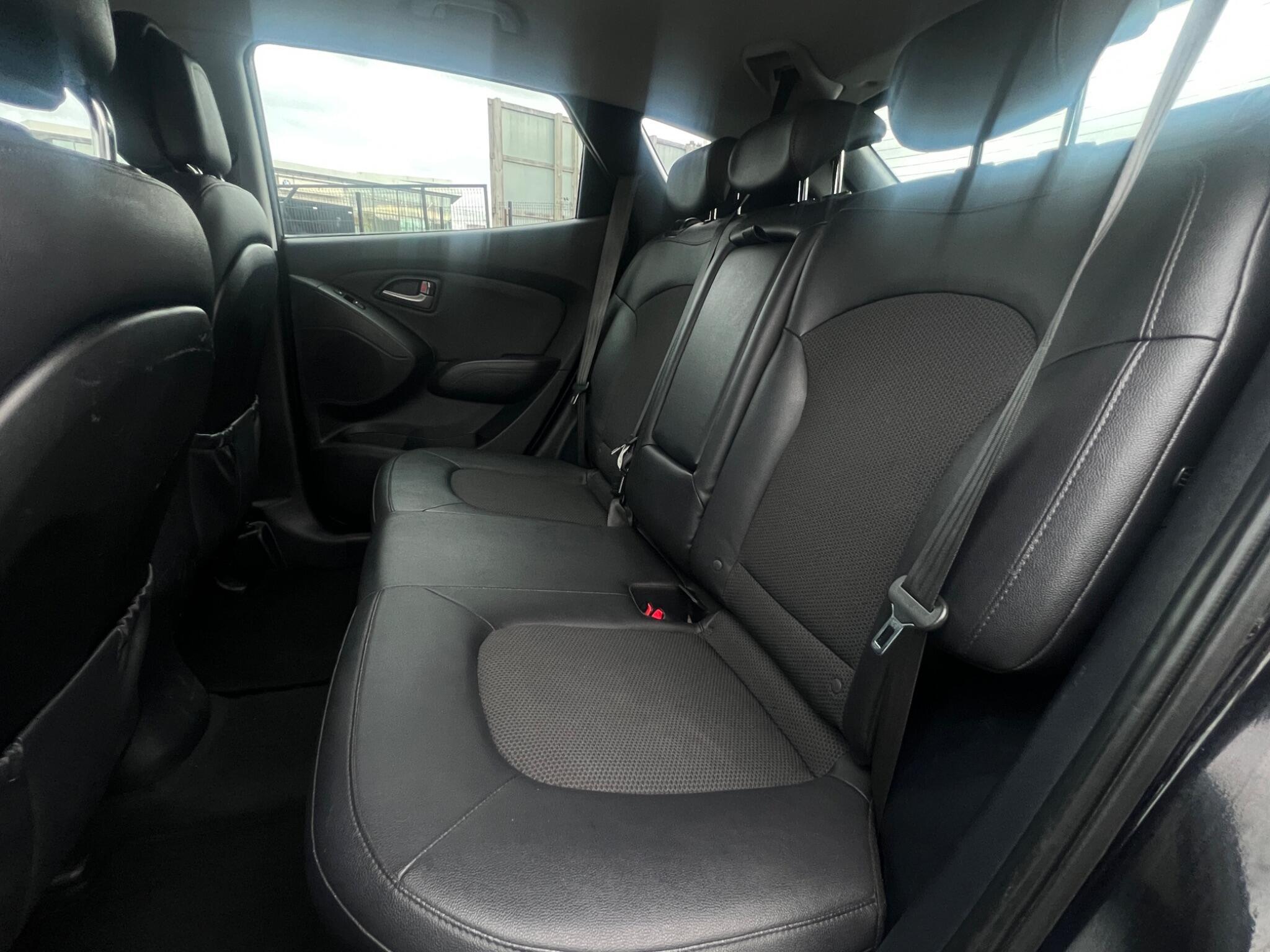 Hyundai ix35 - Image 12