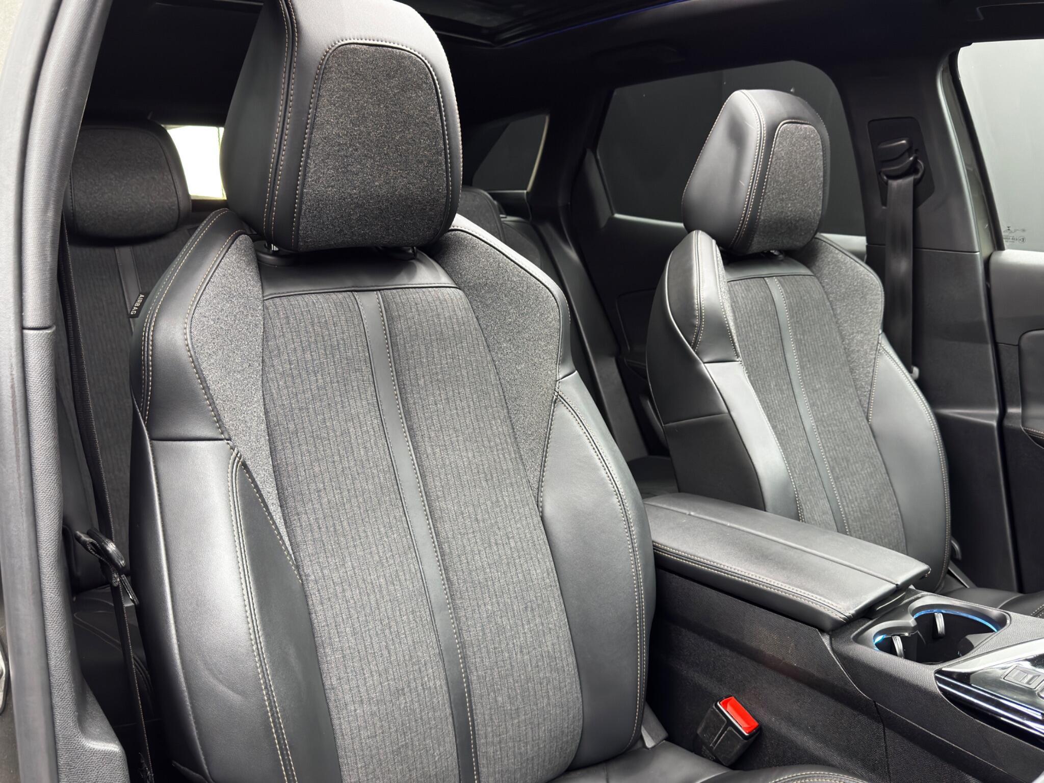 Peugeot 3008 - Image 12