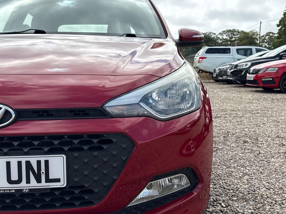 Hyundai i20 - Image 13