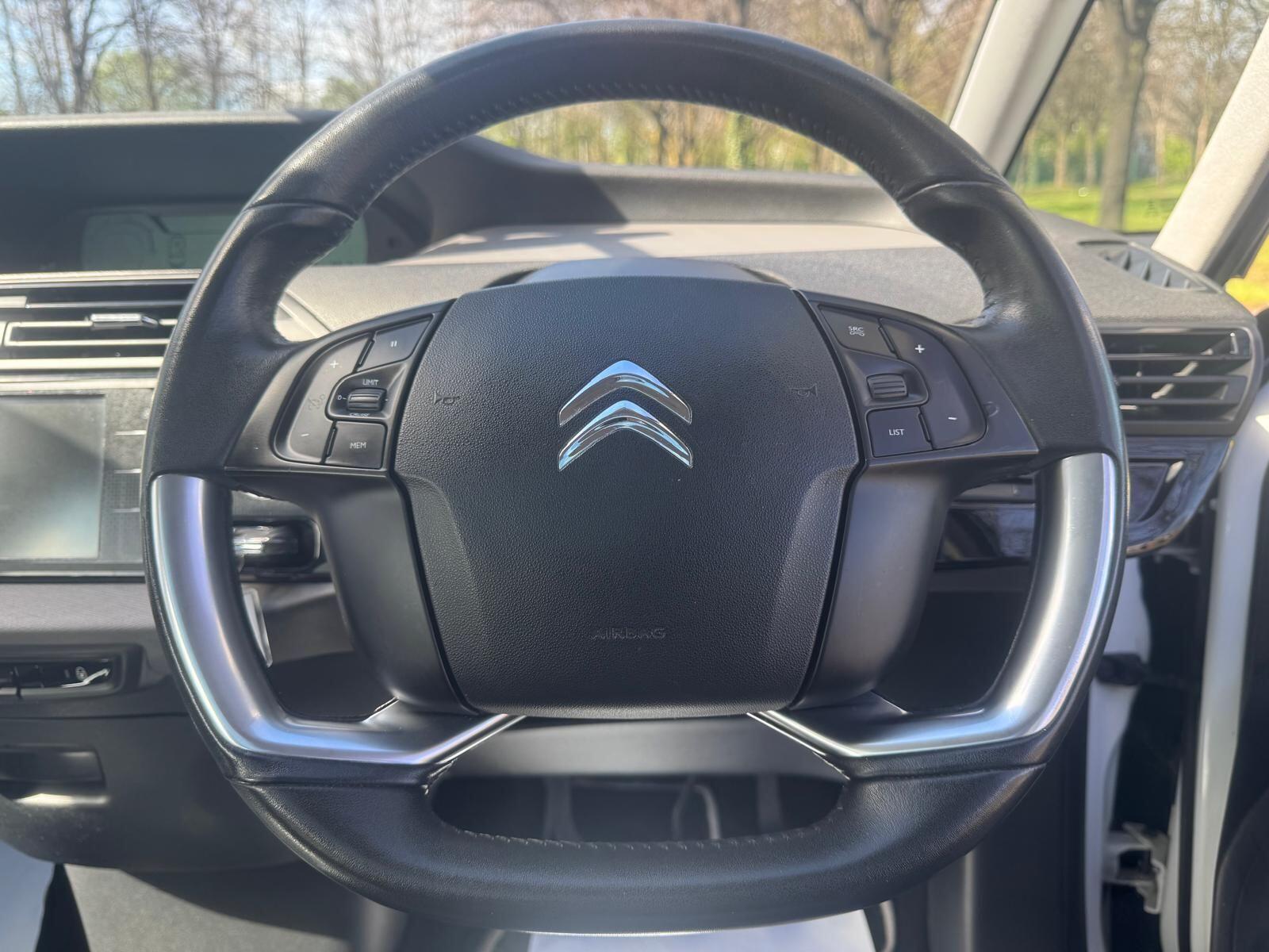 Citroen C4 Picasso - Image 46