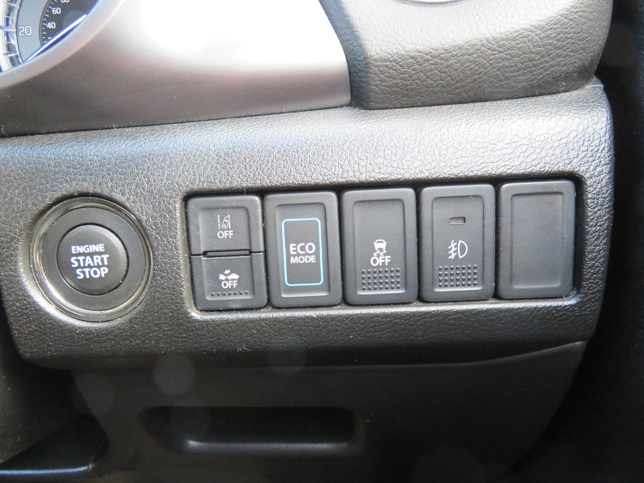 Suzuki Vitara - Image 16