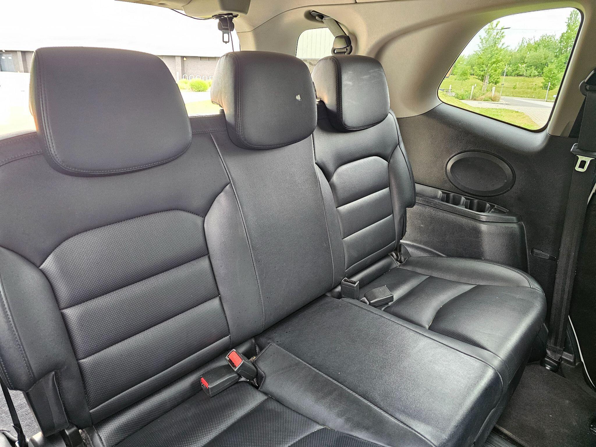 Ssangyong Turismo - Image 14