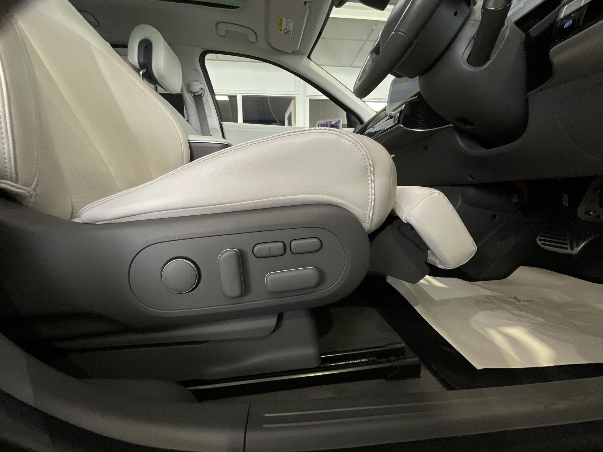Hyundai Ioniq 5 - Image 32