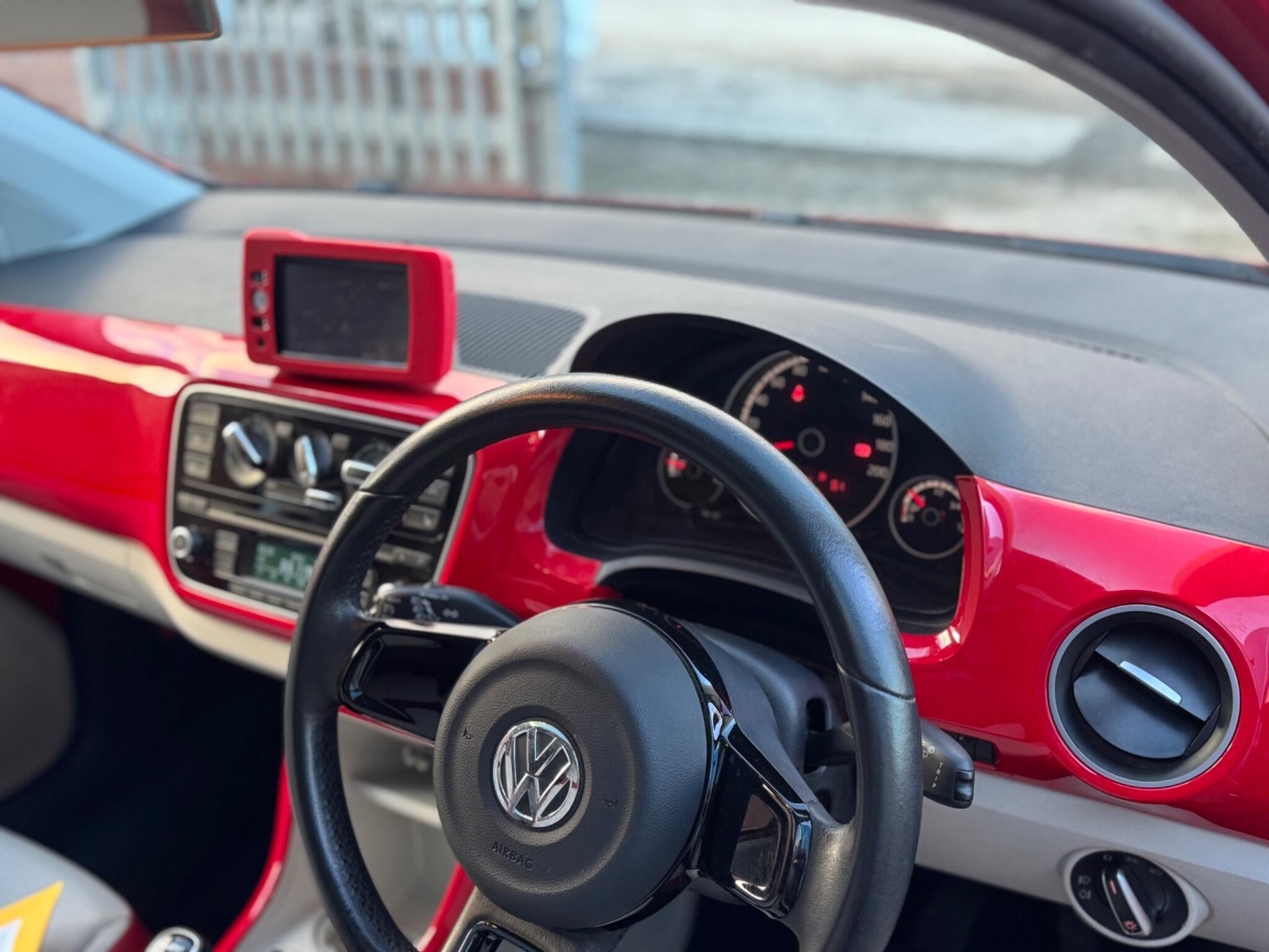 Volkswagen up! - Image 18