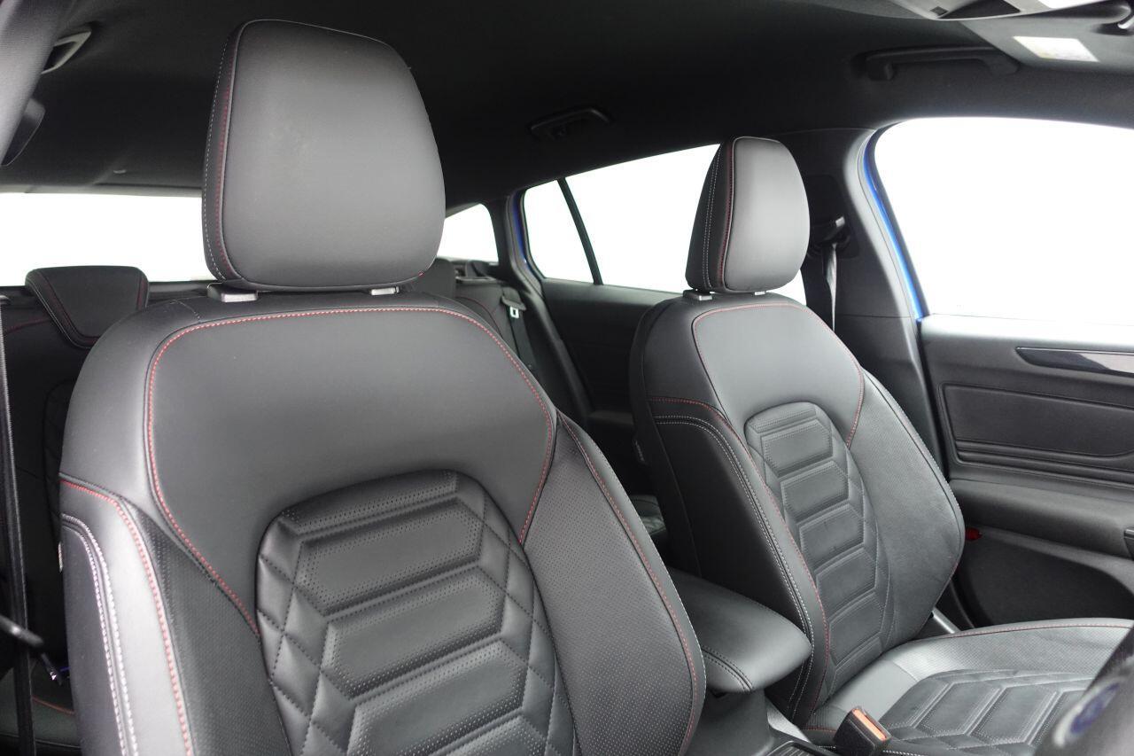 Ford Focus - Image 9