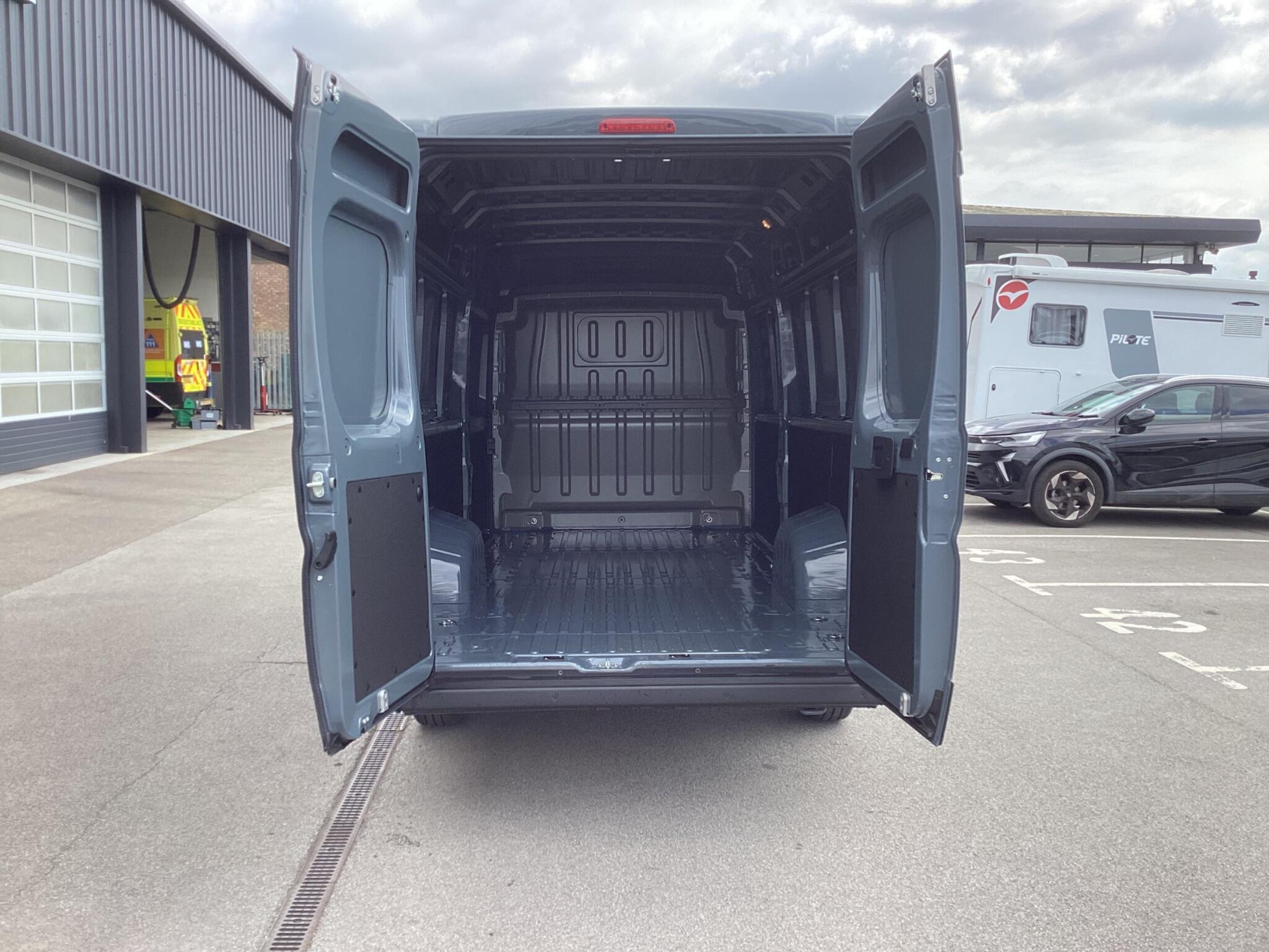 Fiat Ducato - Image 13