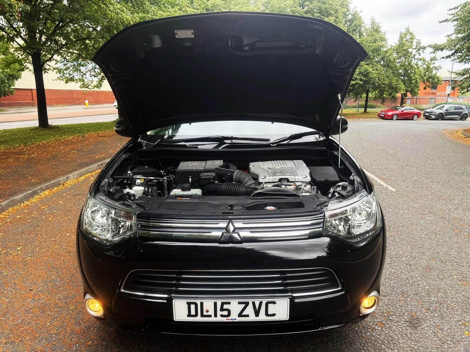 Mitsubishi Outlander - Image 7