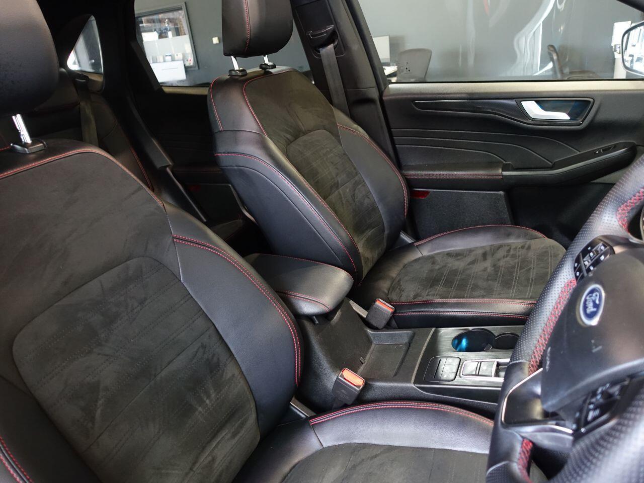 Ford Kuga - Image 15