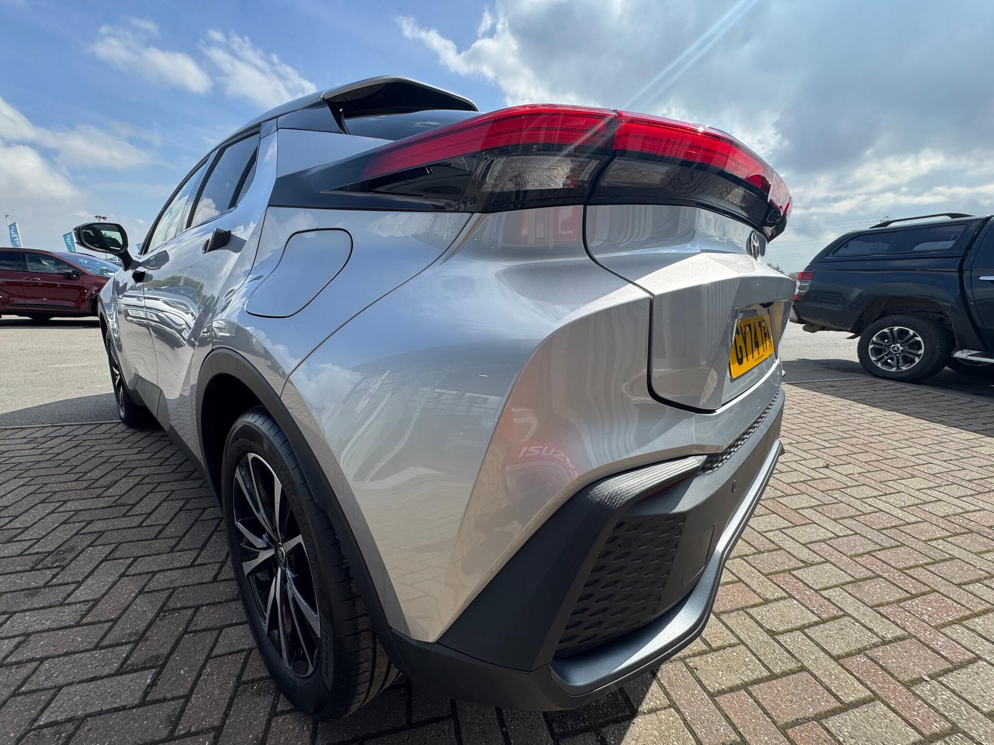 Toyota C-Hr - Image 11