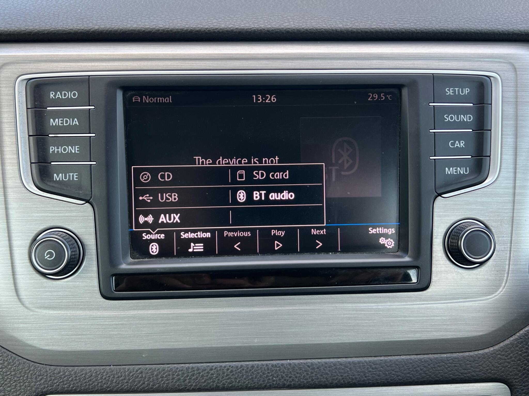 Volkswagen GOLF SV - Image 20