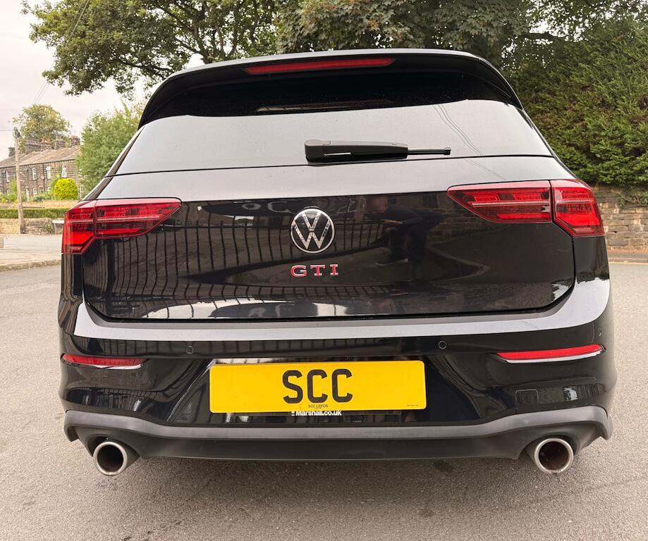 Volkswagen Golf - Image 10