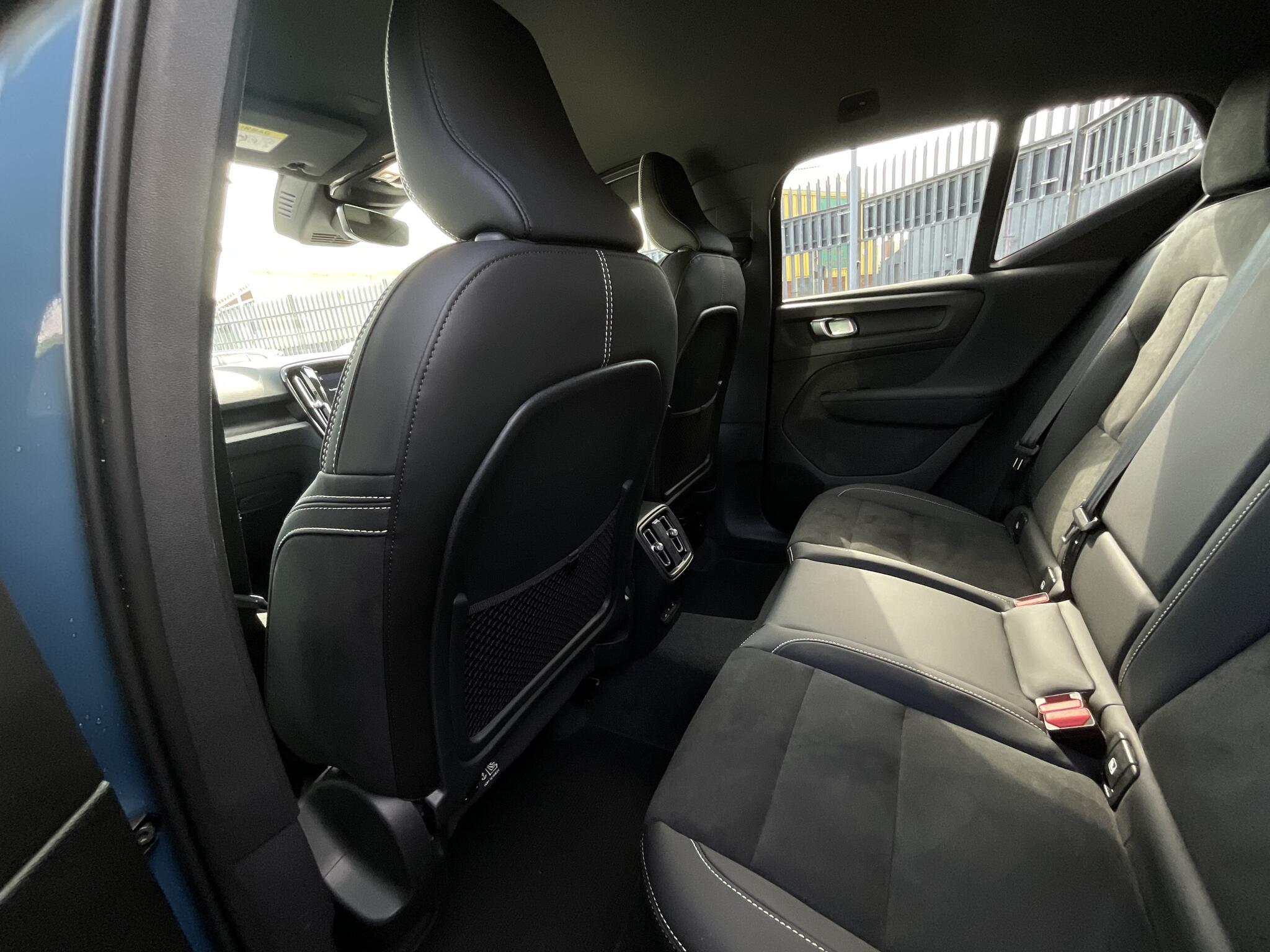 Volvo XC40 - Image 11
