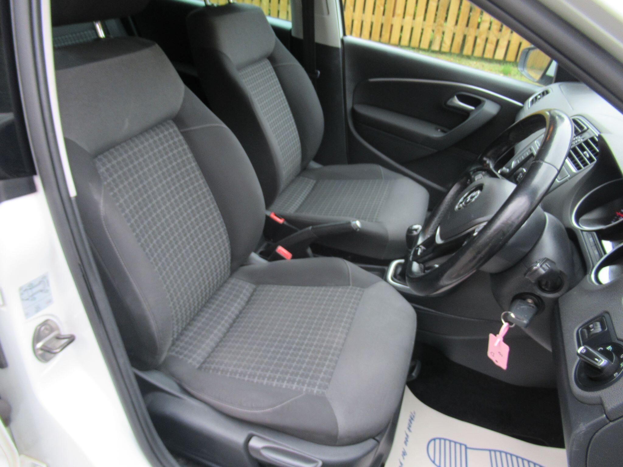 Volkswagen Polo - Image 19