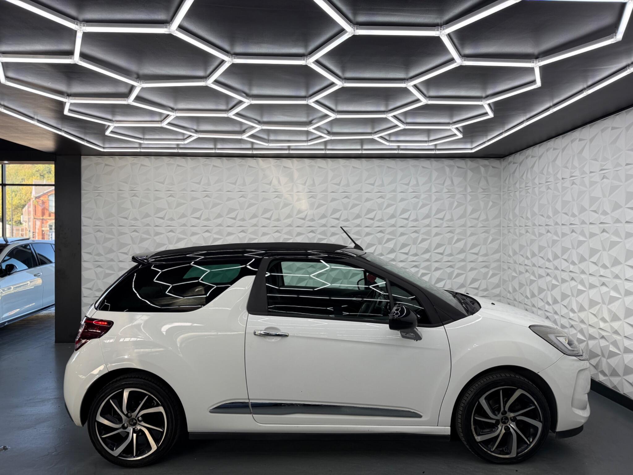DS AUTOMOBILES DS 3 CABRIO - Image 15